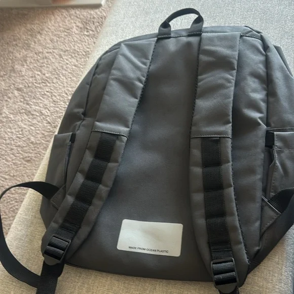 Computer backpack from Apple 🍎 - Picture 4 of 4